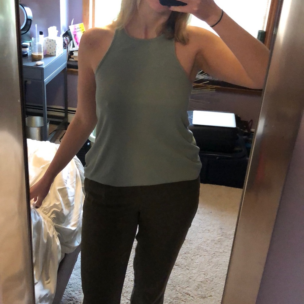 Ribbed Tank